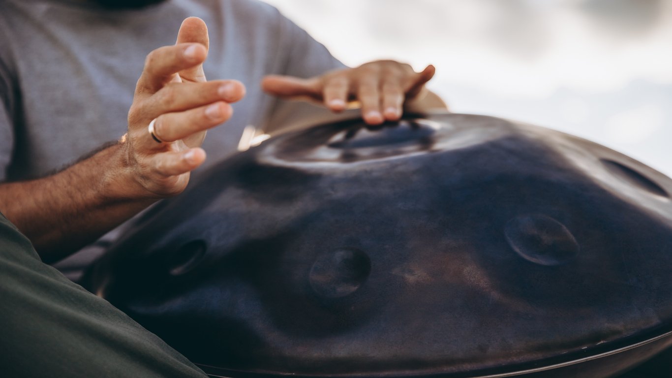 Handpan Lessons: Online and Offline Availability